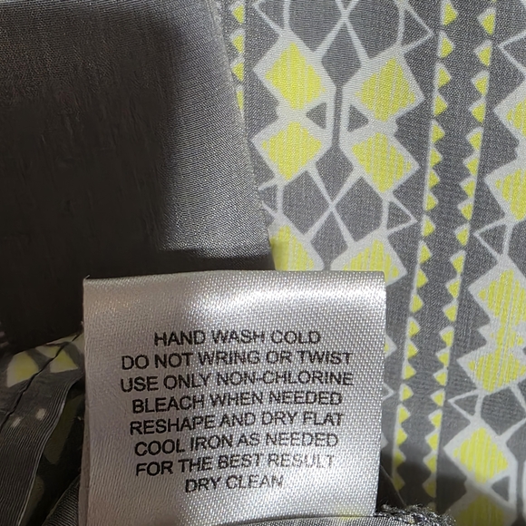 Olive & Oak Gray and Yellow Mini Dress - Picture 6 of 9